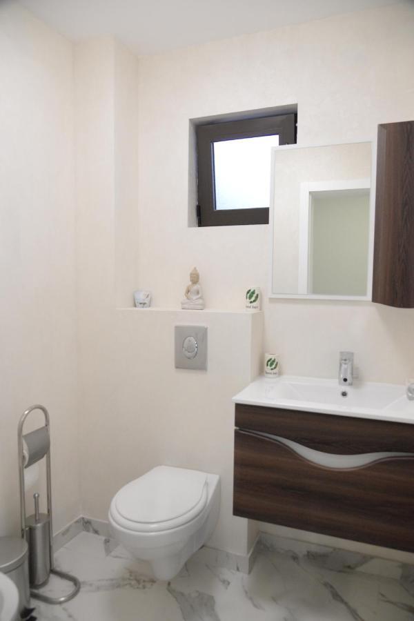 Appartamento Excellent Time Belgrado Esterno foto